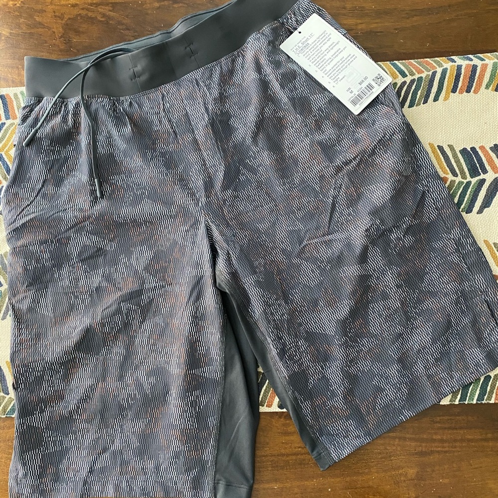 Lululemon T.H.E. Short 11” *linerless NWT size M